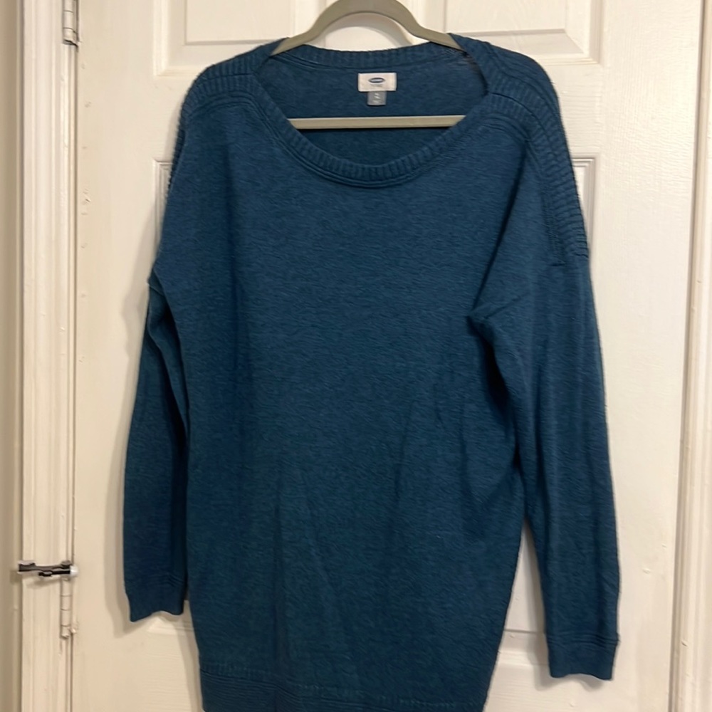 Old Navy Sweater